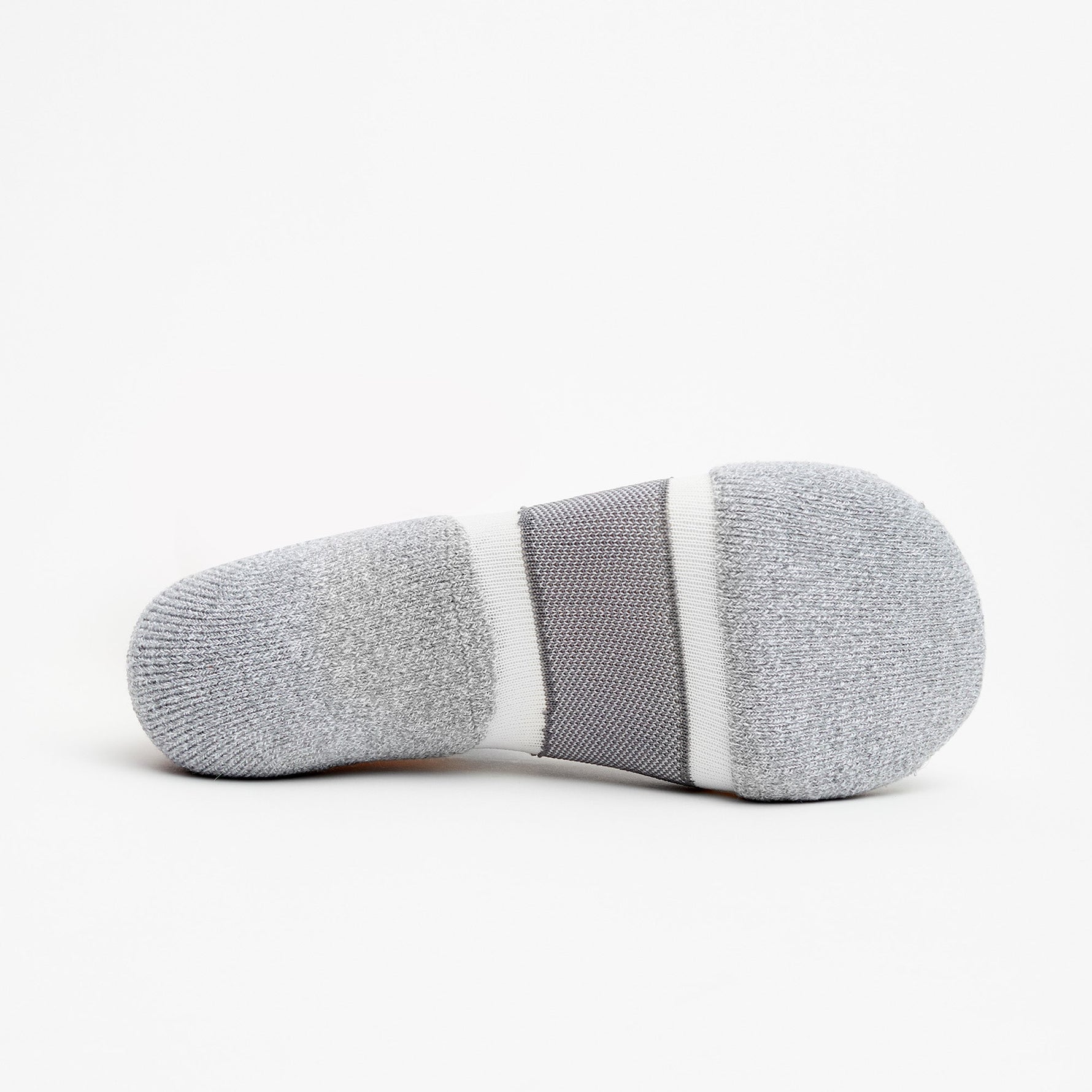 Experia Light Cushion Low-Cut Sock bottom view in Night Grey with stripe detail