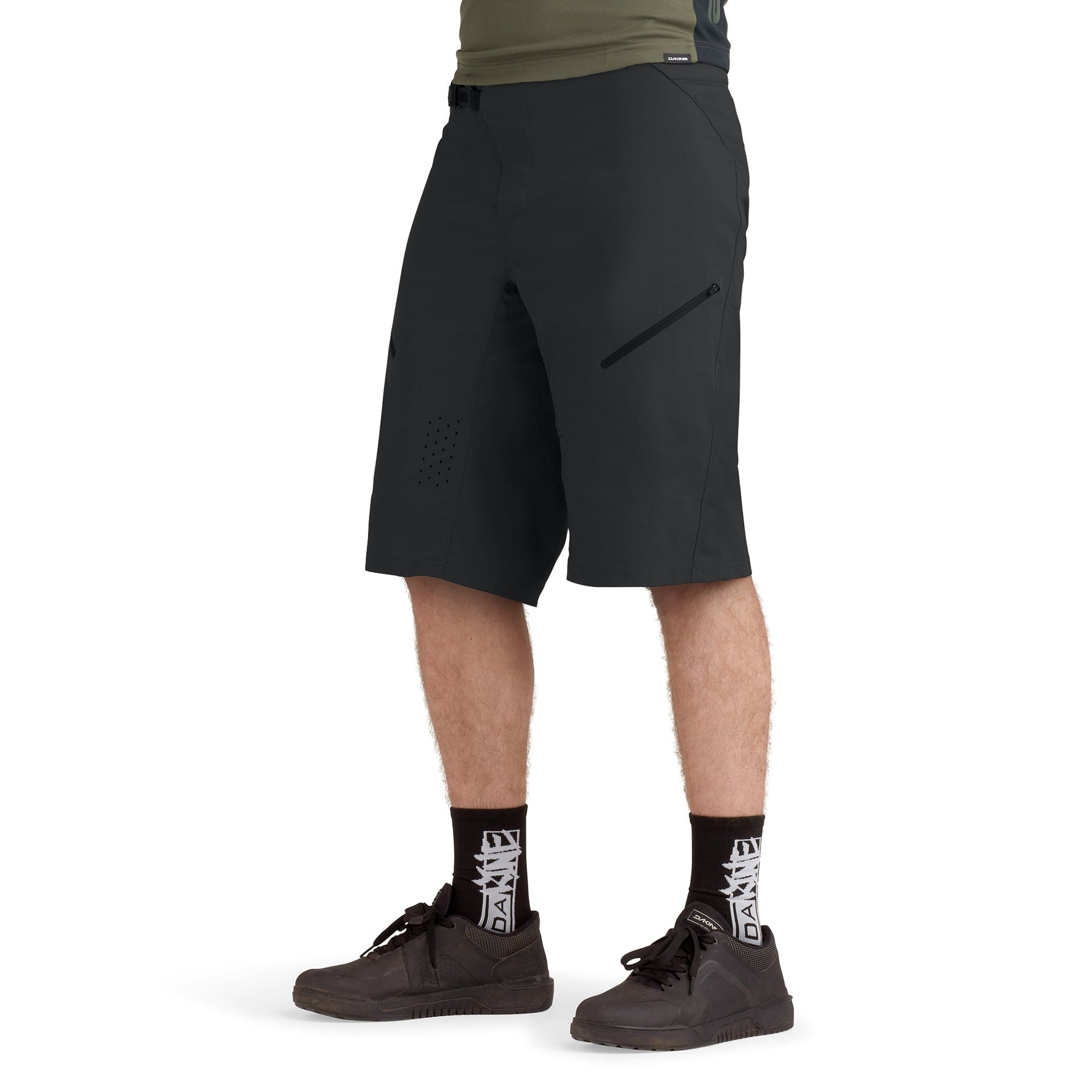 Dakine Vectra black cycling shorts with zippered pocket and ventilation details