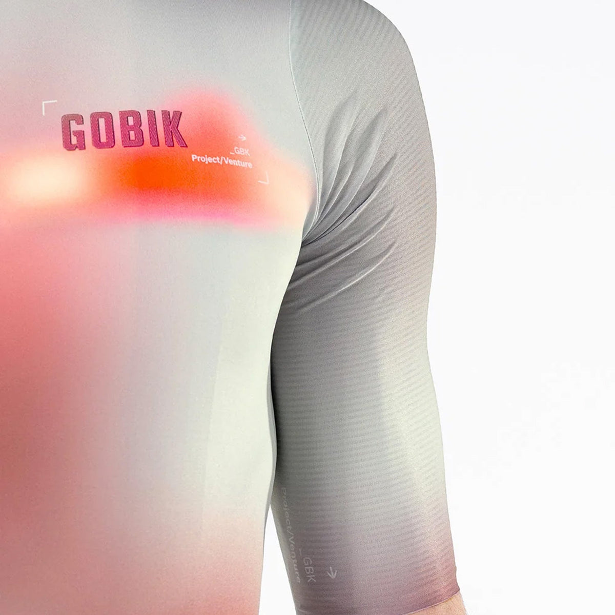 Detail rear shoulder view of Gobik Attitude 2.0 jersey showing heat-map graphic in Flank colorway