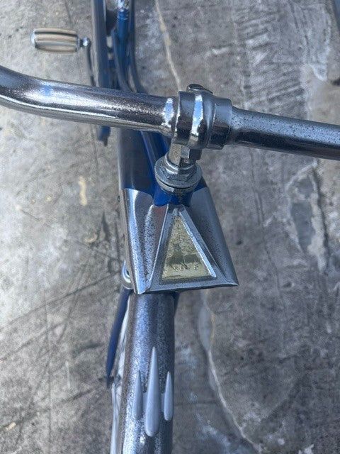 1960s Ross middleweight cruiser, alternate view showing chrome and vintage wear