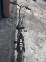 Schwinn Loop folding bike basket, kickstand and adjustable seat detail